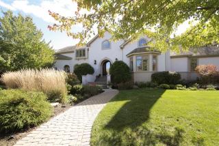 2521 Palmer Ct, Bannockburn, IL 60015-3836