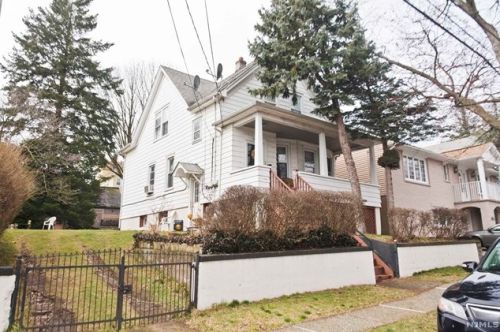 101 Cedar St, Outwater, NJ 07026-2826