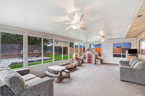 208 Yellowstone Ct, San Jacinto, CA 92583-6339