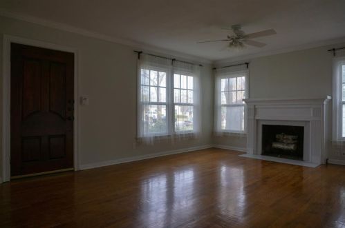 4113 Curzon Ave, Fort Worth TX  76107-5509 exterior