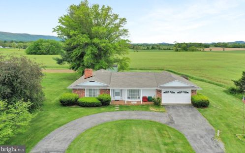 21796 Senedo Rd, Edinburg, VA 22824-2831