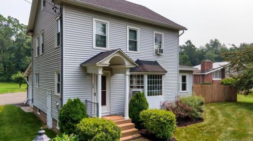 24 Broadbrook Rd, East Windsor, CT 06016-9616