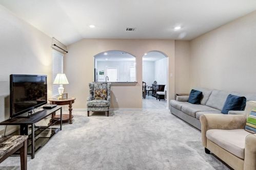 1324 Meadow Creek Dr, Princeton TX  75407 exterior