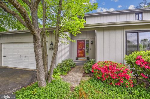 2507 Congreve Ct, Herndon, VA 20171-2719
