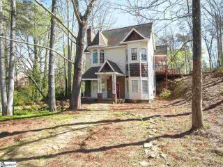 102 Lakewood Dr, Greenville, SC 29607-4927