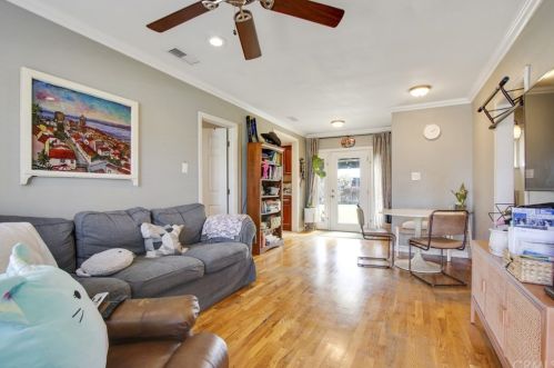 7456 Lionel St, Paramount, CA 90723-2025