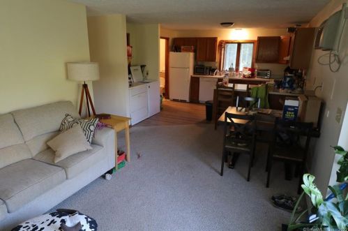 886 Flanders Rd, Coventry CT  06238-3411 exterior
