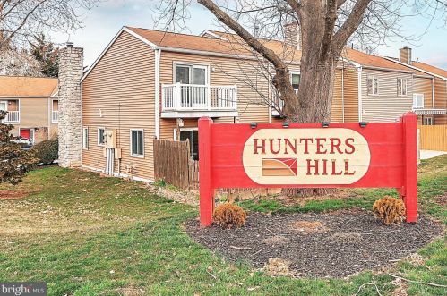 21 Copperwood Ct, York, PA 17408-9719
