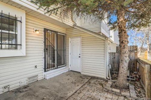 17121 Ford Dr, Aurora CO  80017-3203 exterior