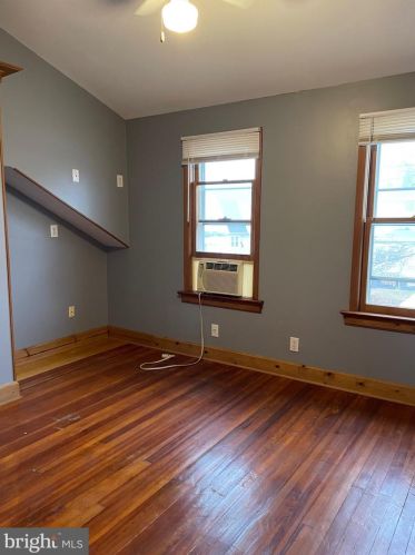 41 New Cedar Ln, Trenton NJ  08610-6319 exterior