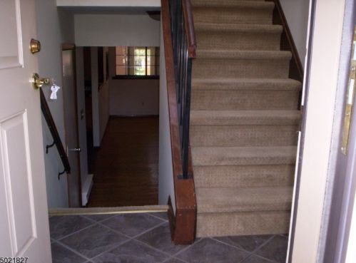 304 Betty Ln, Dover, NJ 07803-3050
