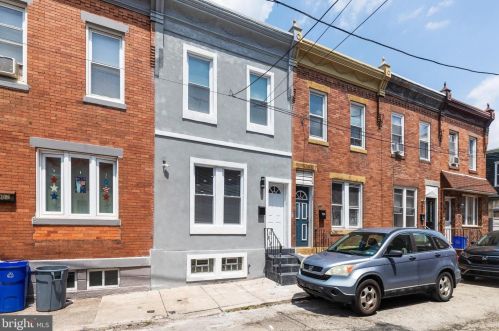 2964 Livingston St, Philadelphia, PA 19134-4918