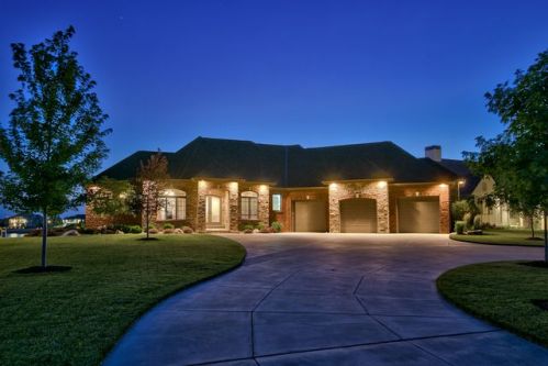 730 249th Cir, Waterloo, NE 68069-4435