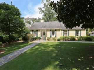 914 Clifton Rd, Atlanta GA  30307-1225 exterior