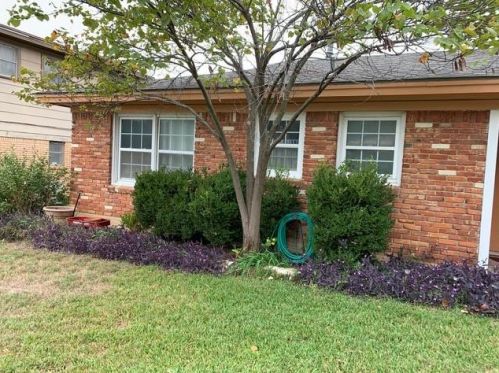 1728 Sheffield Pl, Fort Worth, TX 76112-3220