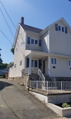 12 Dell Ave, Netcong, NJ 07857-1228