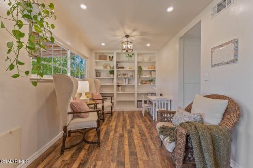 2824 Galena Ave, Simi Valley CA 93065-2712 exterior