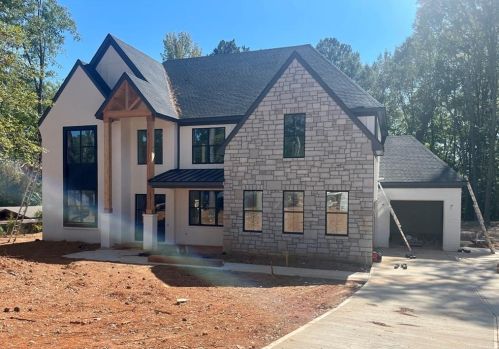 115 Maddox Rd, Buford, GA 30518-3655