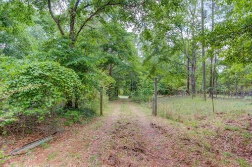 2210 Black Shoals Rd, Conyers GA  30012-1804 exterior