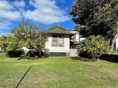 1156 Davenport St, Honolulu HI  96822-3953 exterior