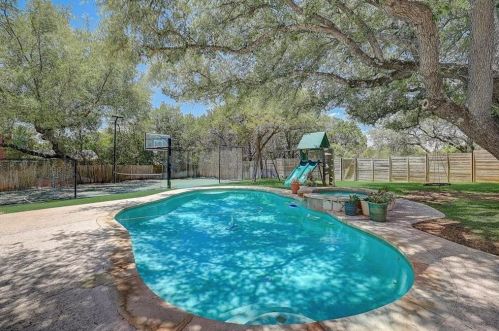 3112 Barton Pt Dr, Austin TX  78733-6345 exterior
