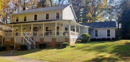 5370 Deer Run Dr, Conyers, GA 30094-4706