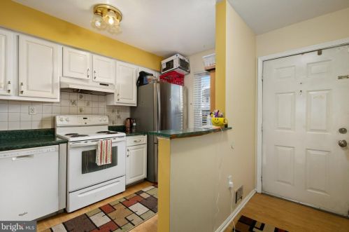 2923 Hickory Leaf Way, Silver Spring MD 20904-6701 exterior