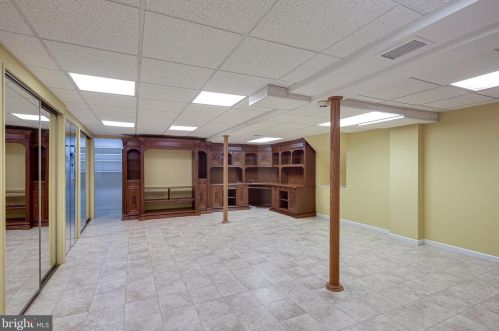 12301 Sandalwood Ln, Silver Spring MD exterior