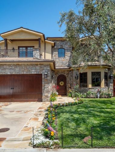 1541 5th St, Manhattan Beach, CA 90266-6339