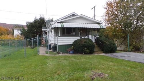 1305 Pleasant Valley Blvd, Altoona, PA 16602-4630