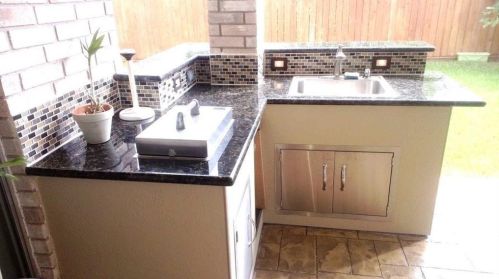 17923 Scenic Oaks Dr, Richmond TX  77407-8585 exterior