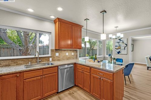 2142 Camino Brazos, Pleasanton, CA 94566-5811