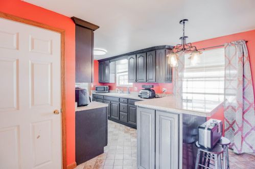 1306 Montego Dr, Springfield OH  45503-6223 exterior