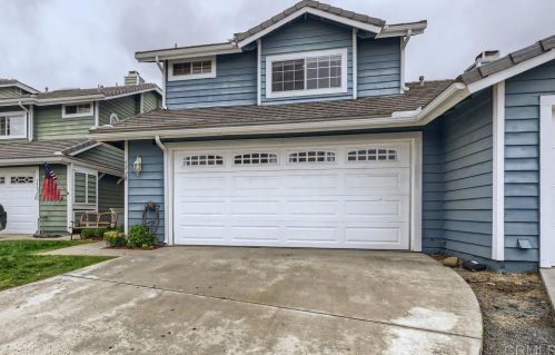 688 Summer View Cir, Encinitas, CA 92024-3769