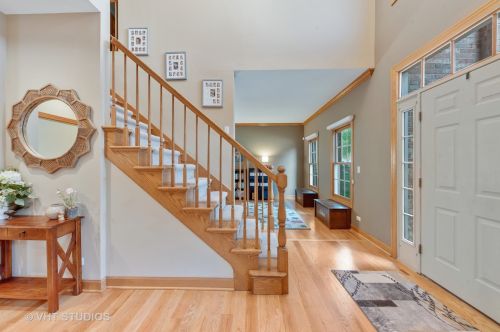 1284 Jack Pine Ct, Palatine, IL 60067-1895