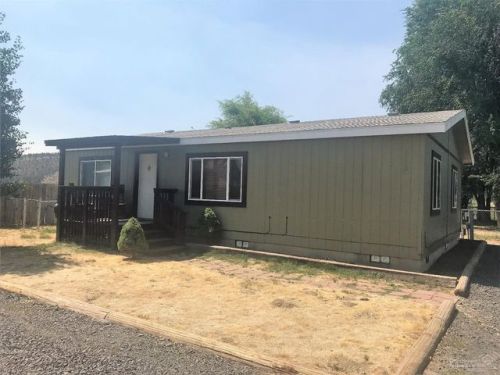 2370 Mcdougal Ct, Prineville, OR 97754-9302