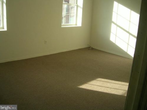 1257 23 St, Philadelphia PA 19146-4115 exterior