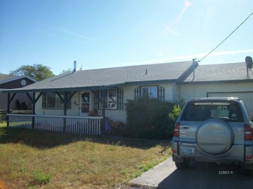 1079 K St, Lakeview, OR 97630-1951