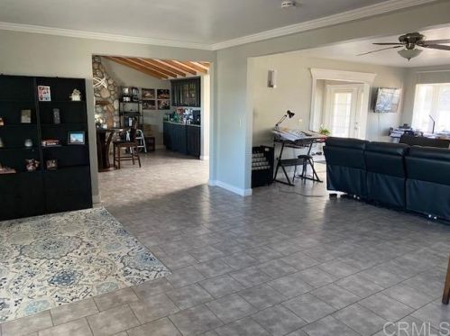 1176 Flamingo Ave, El Cajon, CA 92021-3322