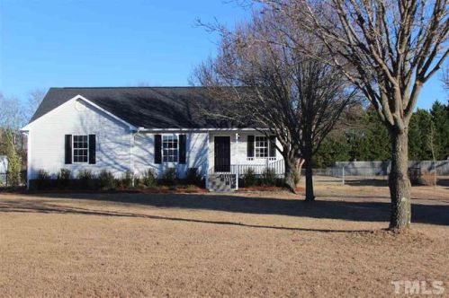 108 Lansing Dr, Benson, NC 27504-9472