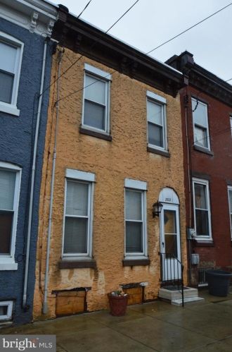 2833 Amber St, Philadelphia PA  19134-3930 exterior