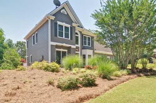101 Crescent Ct, Holly Springs, GA 30189-6601