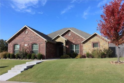 1405 Magnolia St, Rogers AR  72758-5053 exterior