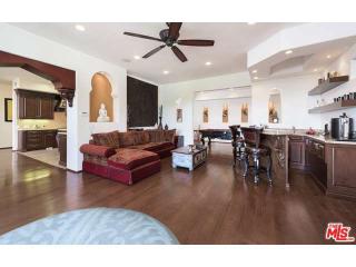 6191 Temple Hill Dr, Los Angeles CA  90068-2916 exterior