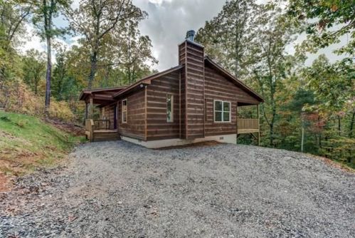 278 Confederate Cir, Unaka, NC 28906-2379