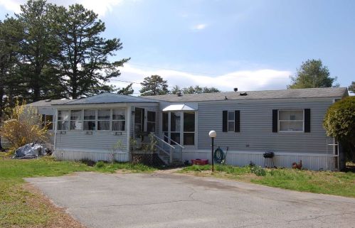 36 Pine St, Hinsdale, NH 03451-2437