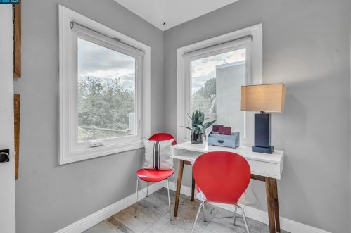 718 Johnson St, Berkeley, CA 94706-1511