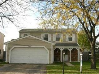 608 Stafford Dr, Keeneyville, IL 60172-2751