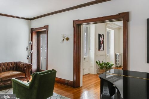 5800 Greene St, Philadelphia PA  19144-2704 exterior