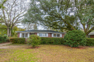 910 Yorktown Dr, Charleston, SC 29412-3916